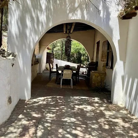 Chiara A Villa *