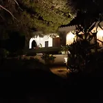 Villa Esclusiva Con Piscina E Parco Privato Da 1200 Mq Cinque Minuti A Piedi Dalle Spiagge Di *