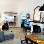 Esclusiva Con Piscina E Parco Privato Da 1200 Mq Cinque Minuti A Piedi Dalle Spiagge Di Villa *