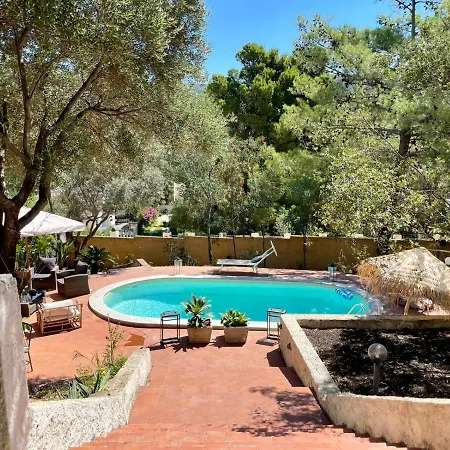 Villa Chiara A *